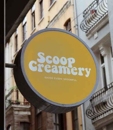 Scoop Creamery — Brand application / 08